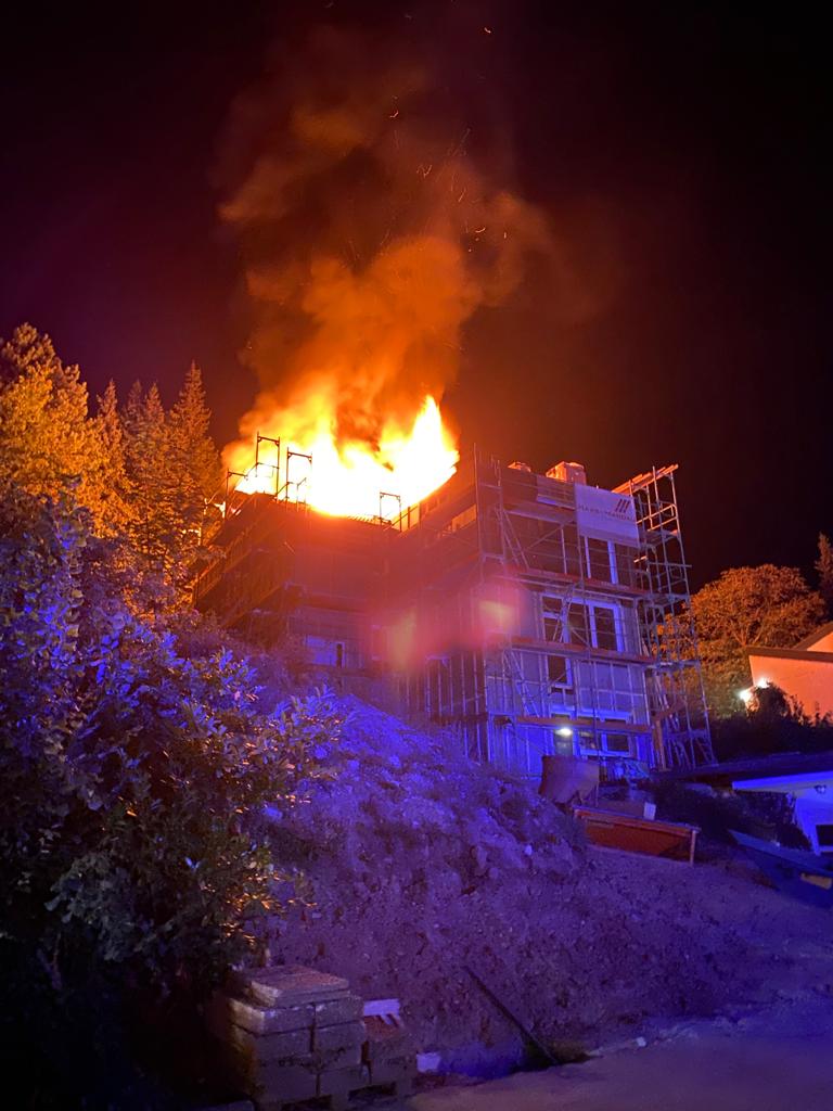Dachstuhlbrand eines Einfamilienhauses